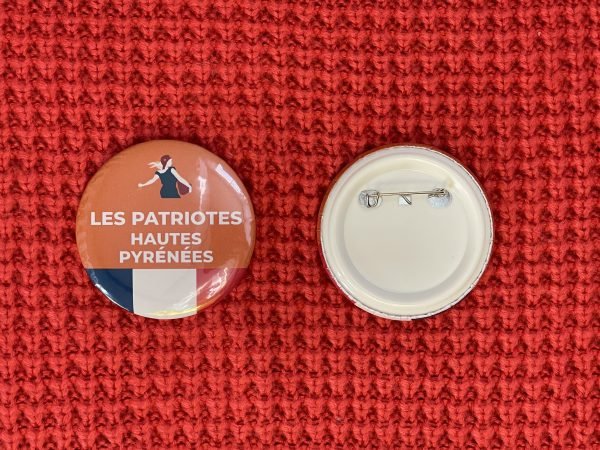 Lot de 8 Badges "Les Patriotes Hautes Pyrénées"