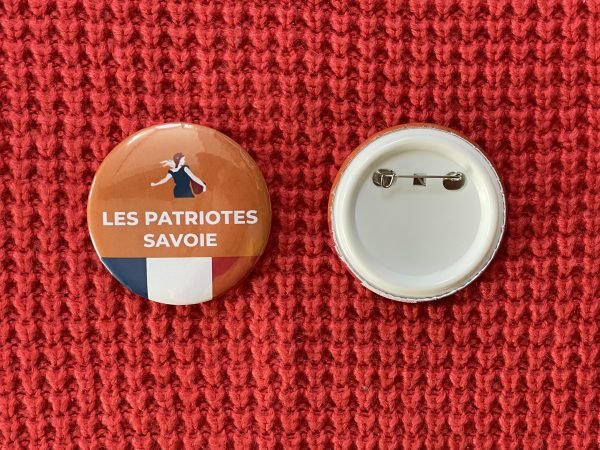 Lot de 8 Badges "Les Patriotes Savoie"